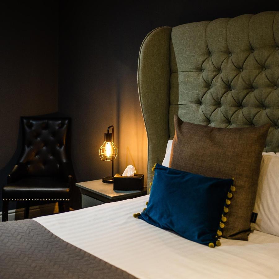 The Vicarage Hotel โฮล์มส์ แชเปิล ภายนอก รูปภาพ