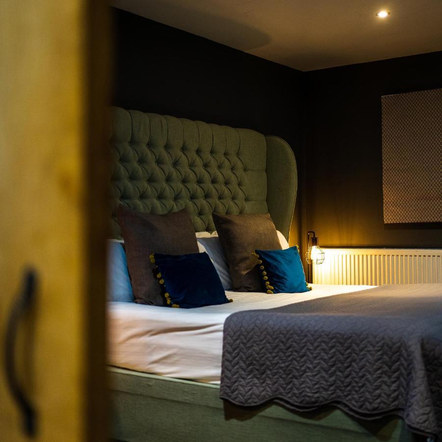 The Vicarage Hotel โฮล์มส์ แชเปิล ภายนอก รูปภาพ