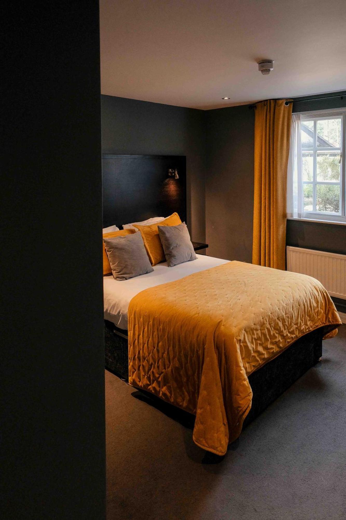 The Vicarage Hotel โฮล์มส์ แชเปิล ภายนอก รูปภาพ