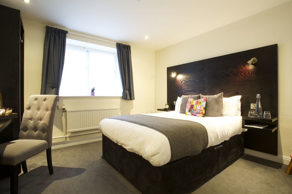 The Vicarage Hotel โฮล์มส์ แชเปิล ภายนอก รูปภาพ